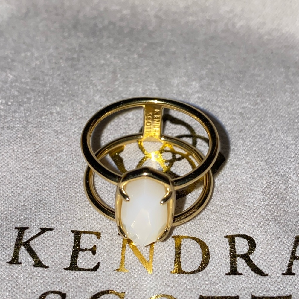 Elyse Ring in 18k gold vermeil